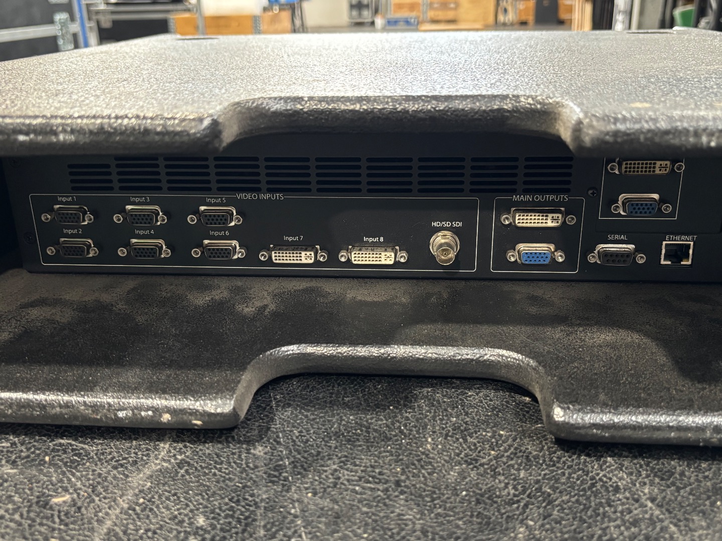 Barco DCS 200 Seamless Switcher | 120 EUR - Gebrauchte